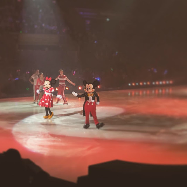 Disney on Ice presents Dream Big review - Mickey and Minnie Mouse Disney on Ice presents Dream Big review - Mickey and Minnie Mouse