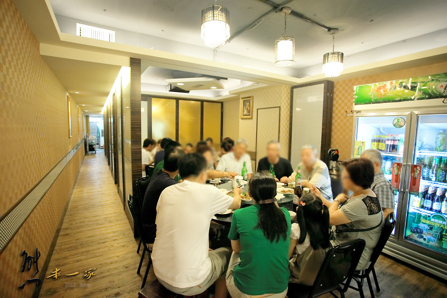 鱻客棧熱炒|包廂KTV歡唱聚會好所在|非凡大探索美食推薦報導