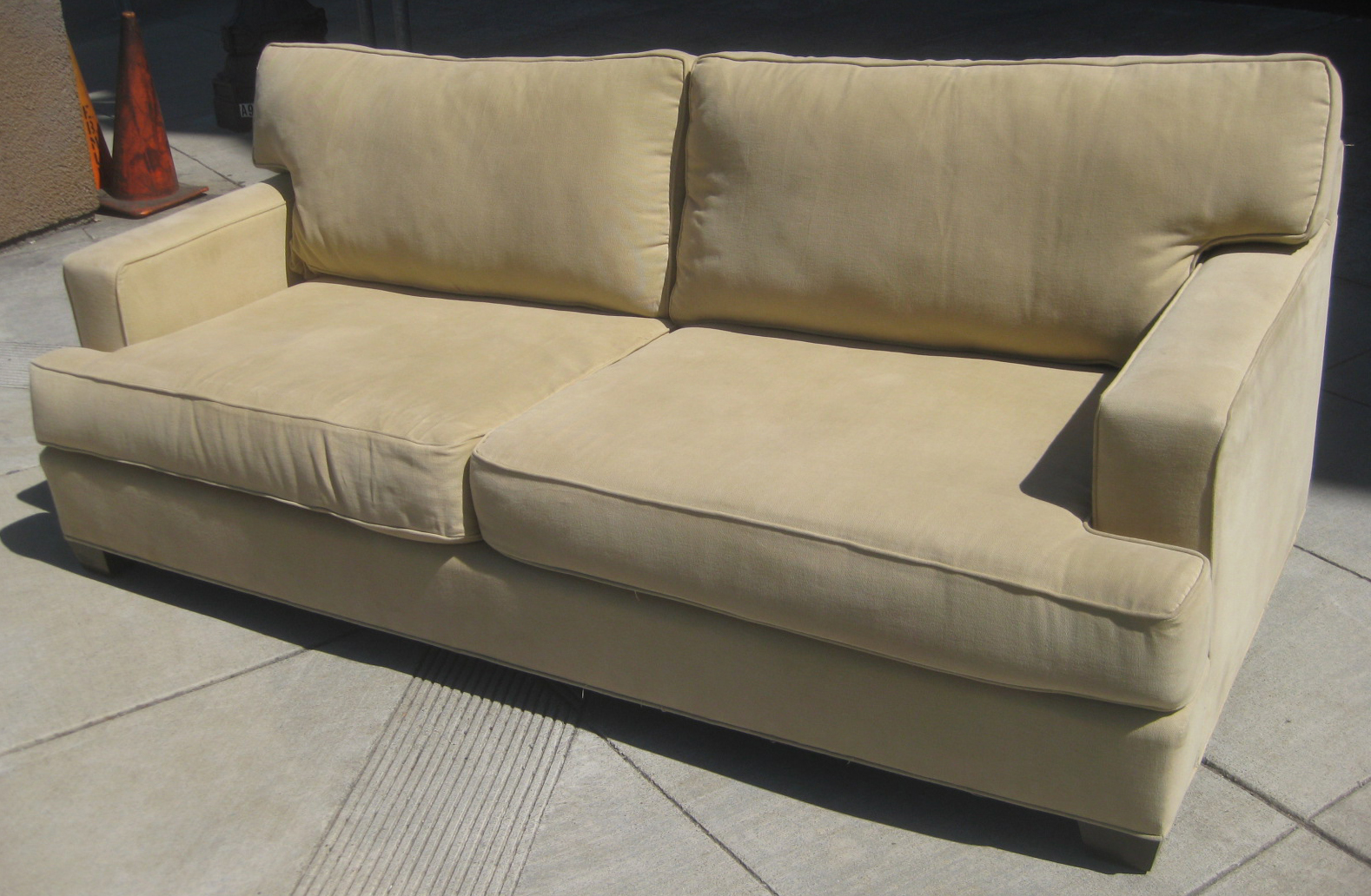 UHURU FURNITURE & COLLECTIBLES SOLD Beige Sofa 90
