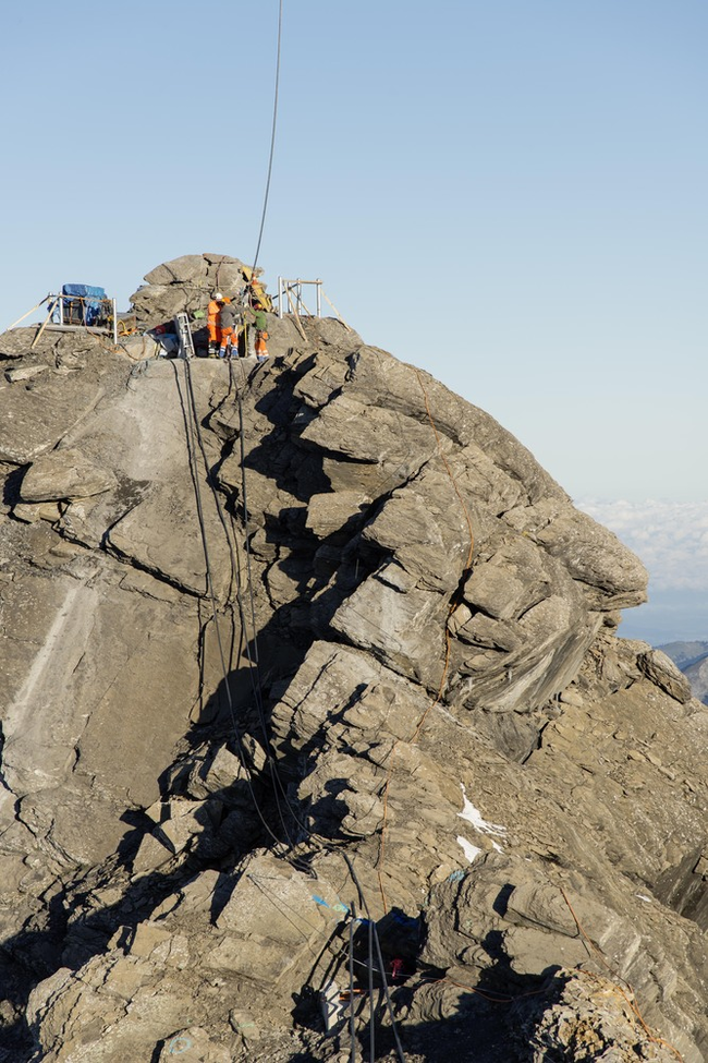 As you can probably imagine, building the walk was no easy task. - Only The Ridiculously Brave (Or Insane) Would Attempt This Walk In The Alps. As you can probably imagine, building the walk was no easy task. - Only The Ridiculously Brave (Or Insane) Would Attempt This Walk In The Alps.
