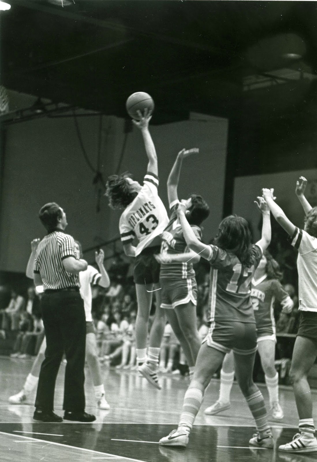 F&M Women's Basketball tbt 19821983 Team