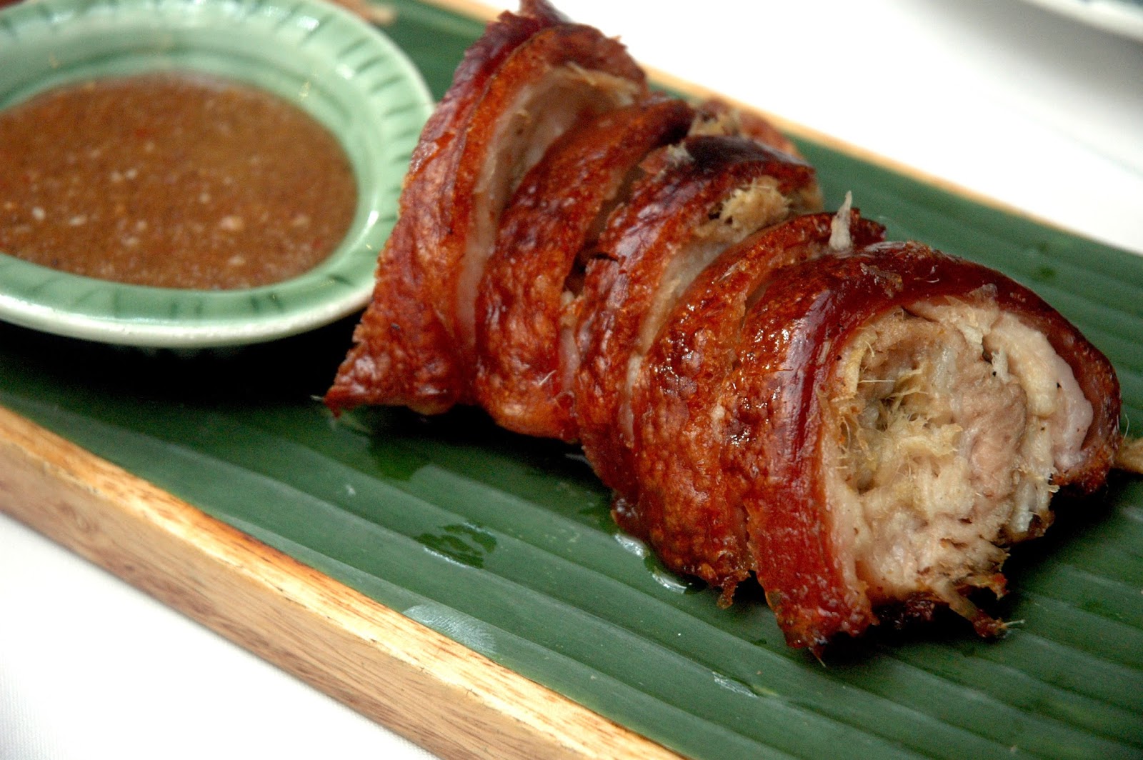 DUDE FOR FOOD: Taste the Colors of Christmas at MCafe and Kabila