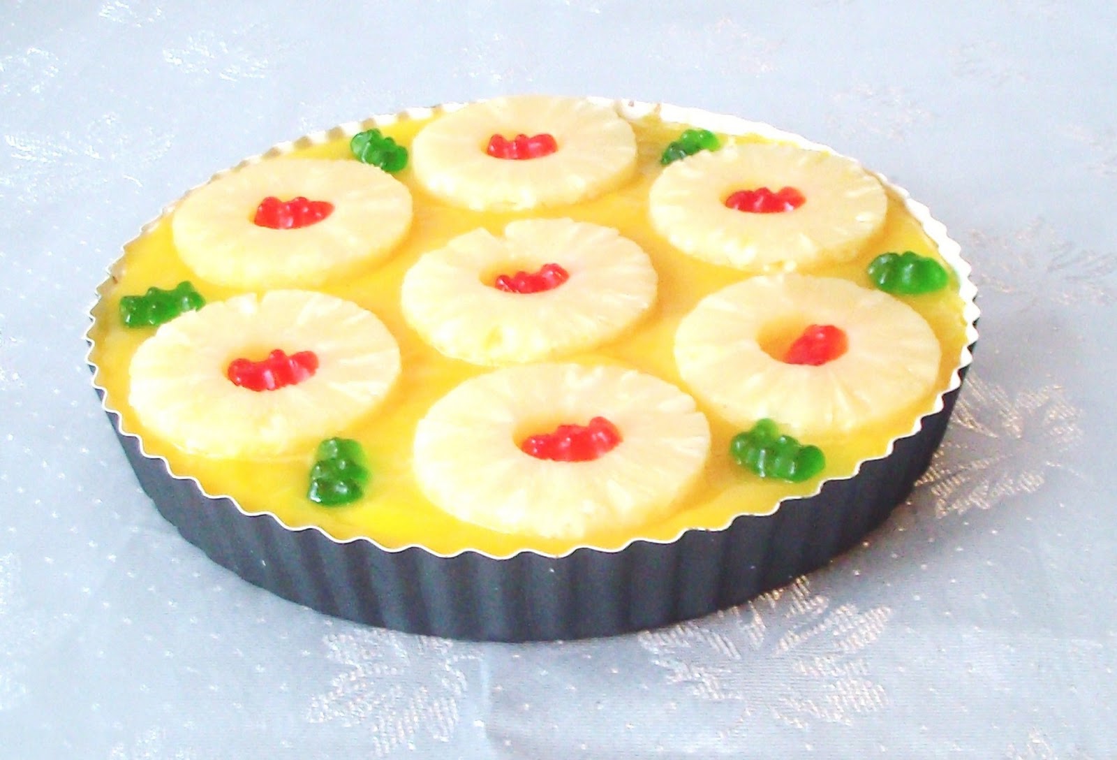 Cheesecake cu Ananas si jeleuri (receta video)