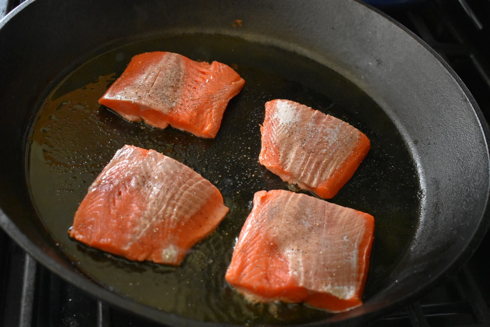 PanSeared Salmon with Macadamia Nut Pesto Chef Jen
