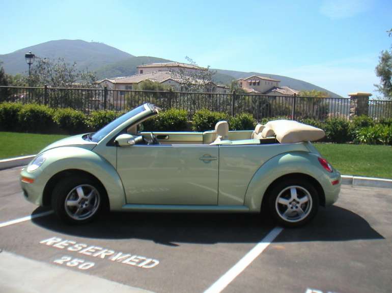 green volkswagen beetle convertible Christine O'Donnell