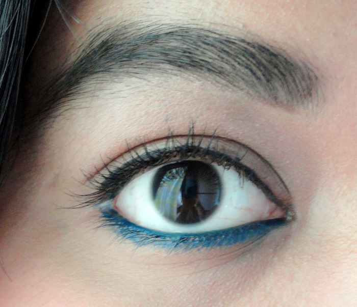 Blue Heaven Kajal/Eye Liner in Blue : Review, Price Online in India and  Swatches - BEAUTY GRIN