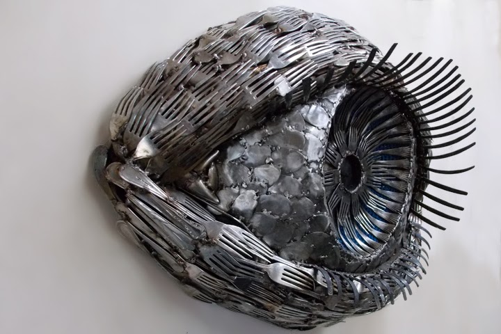 02-Gary-Hovey-Recycled-Cutlery-Sculptures-Knifes-Forks-and-Spoons-www-designstack-co