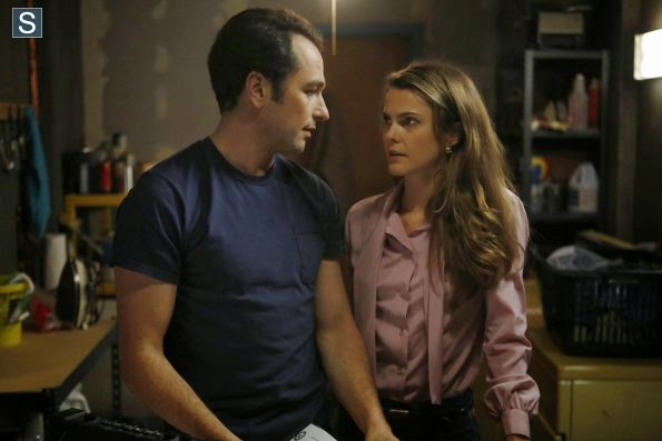 The Americans – 2.06 – Behind the Red Door – Review : Spy Lessons