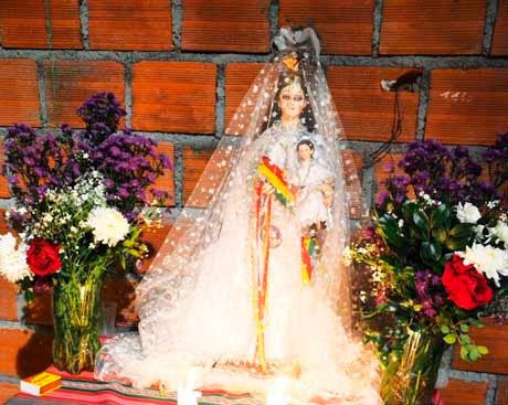 Asociación realiza velada para Virgen del Carmen en Tarija