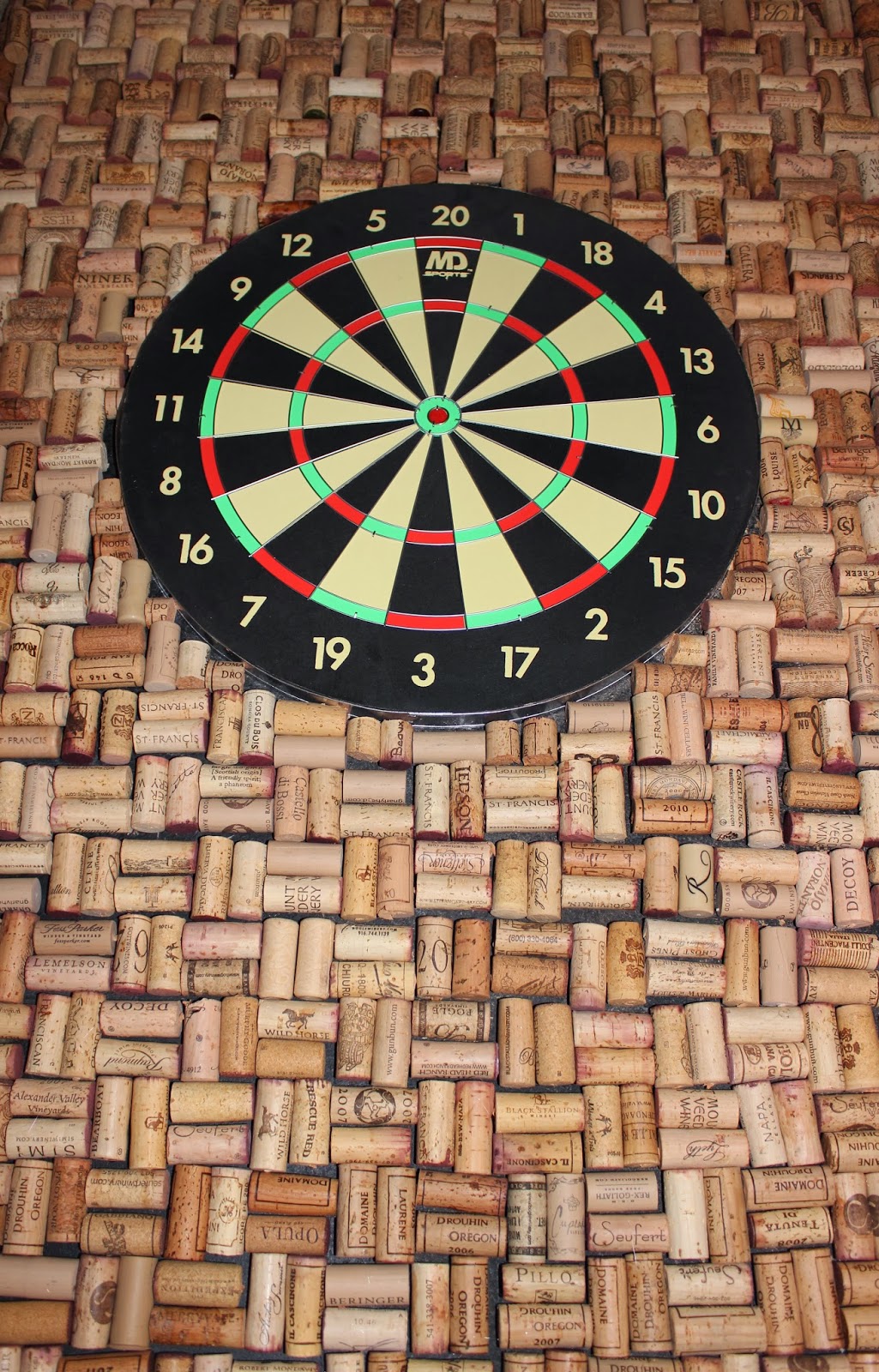tice-s-tidbits-diy-wine-cork-dart-board