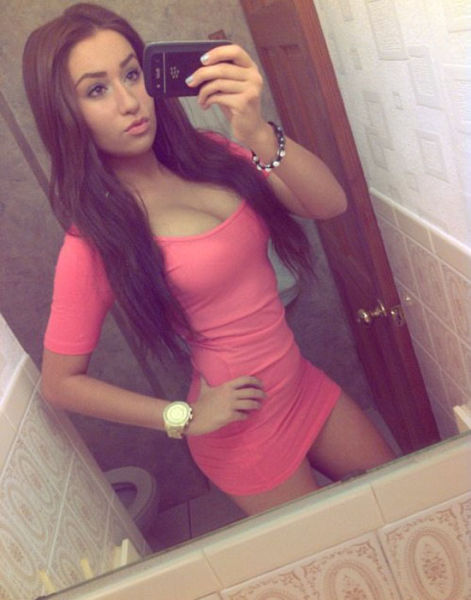 Hot Teens In Tight Dresses