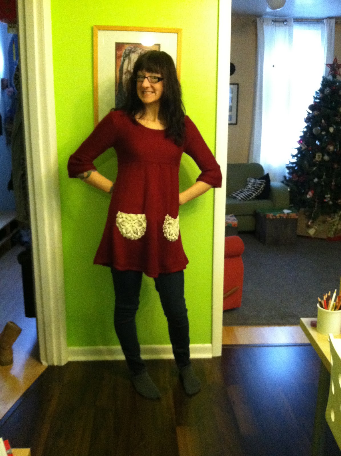 how to dress a dumpy figure