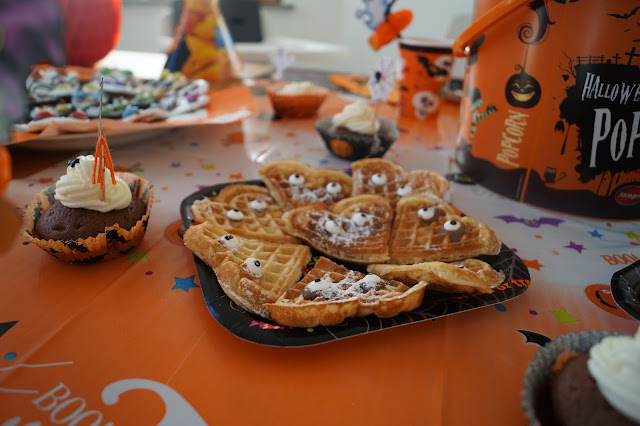 halloween waffeln mit augen