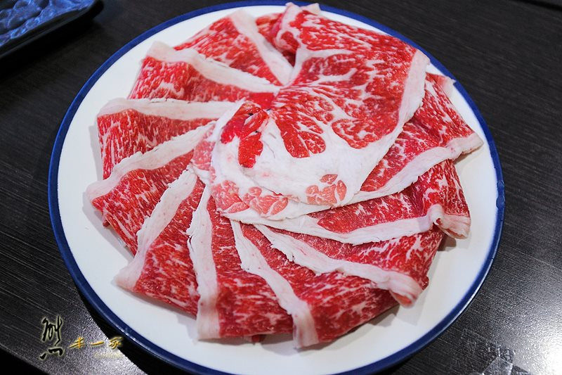 捷運國父紀念館站吃到飽餐廳|蒙古紅蒙古火鍋~高CP自由時報推薦-寵物友善店家