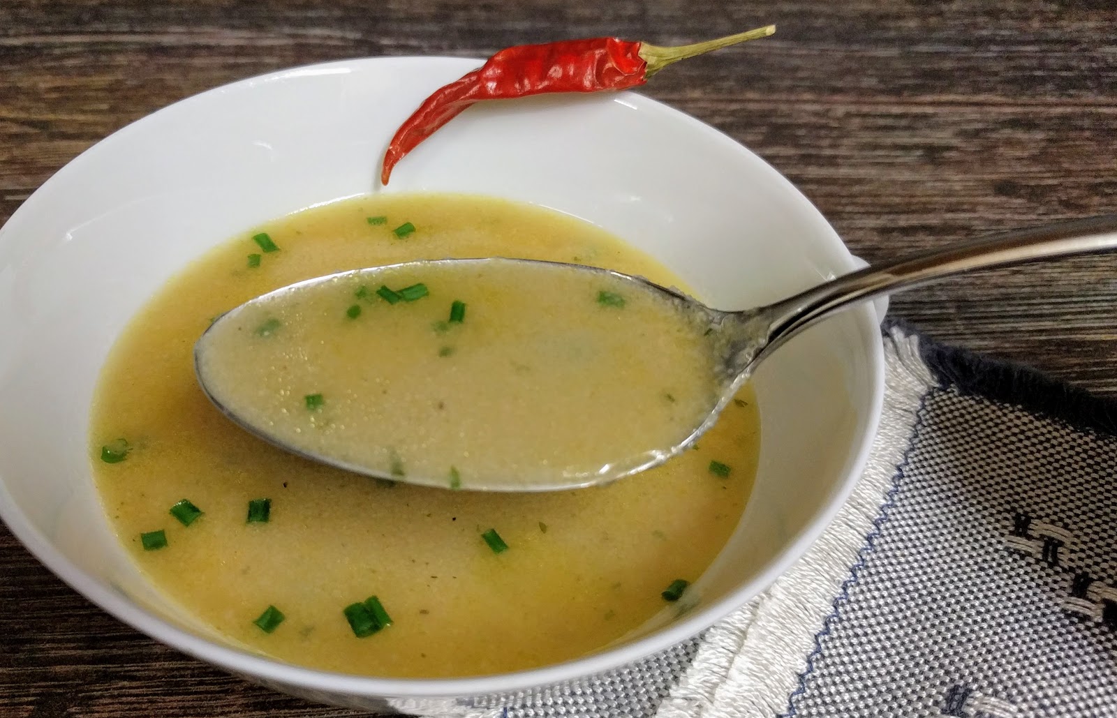- Gebrannte Grießsuppe