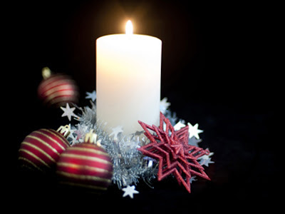 2013_Beautifull-decorated-christmas-candle-wallpapers 2013_Beautifull-decorated-christmas-candle-wallpapers