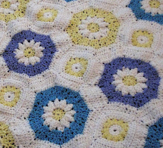 Creative Crochet by Becky: Crochet Lacy Daisy Octagon ...