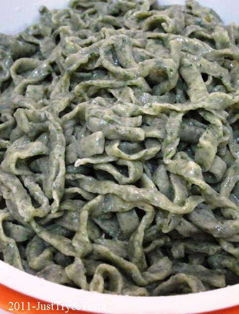 Resep Mie Bayam Just Try Taste resep mie bayam just try taste