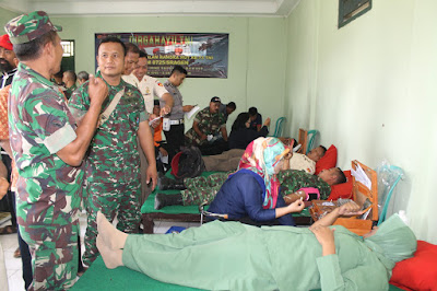 DALAM RANGKA HUT TNI KE-73 KODIM SRAGEN SUMBANGKAN 133 KANTONG DARAH