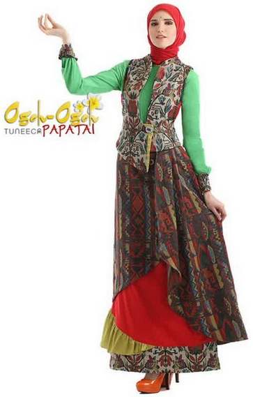 Aneka Desain Baju Muslim Wanita  Dengan Variasi Batik Cantik