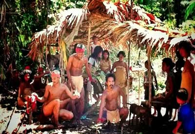 suku pedalaman indonesia
