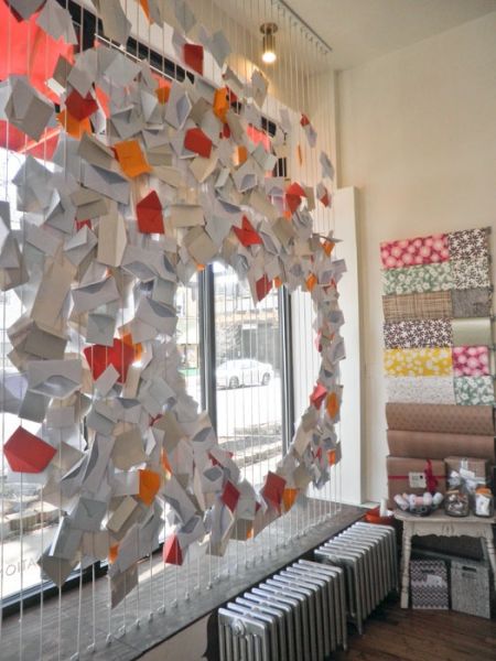 Gitmo Nation Update: VALENTINE WINDOW DISPLAY IMAGES – VALENTINE FLOWER