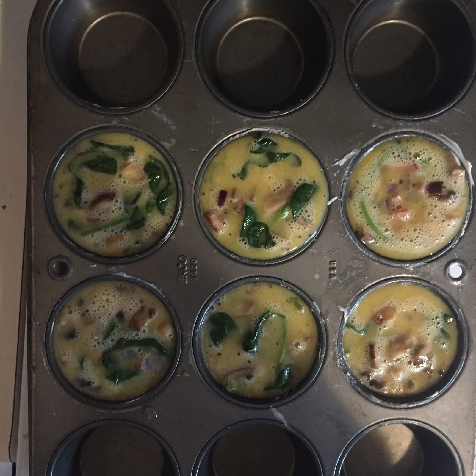 Easy Egg Cups with Spinach and Mushroom