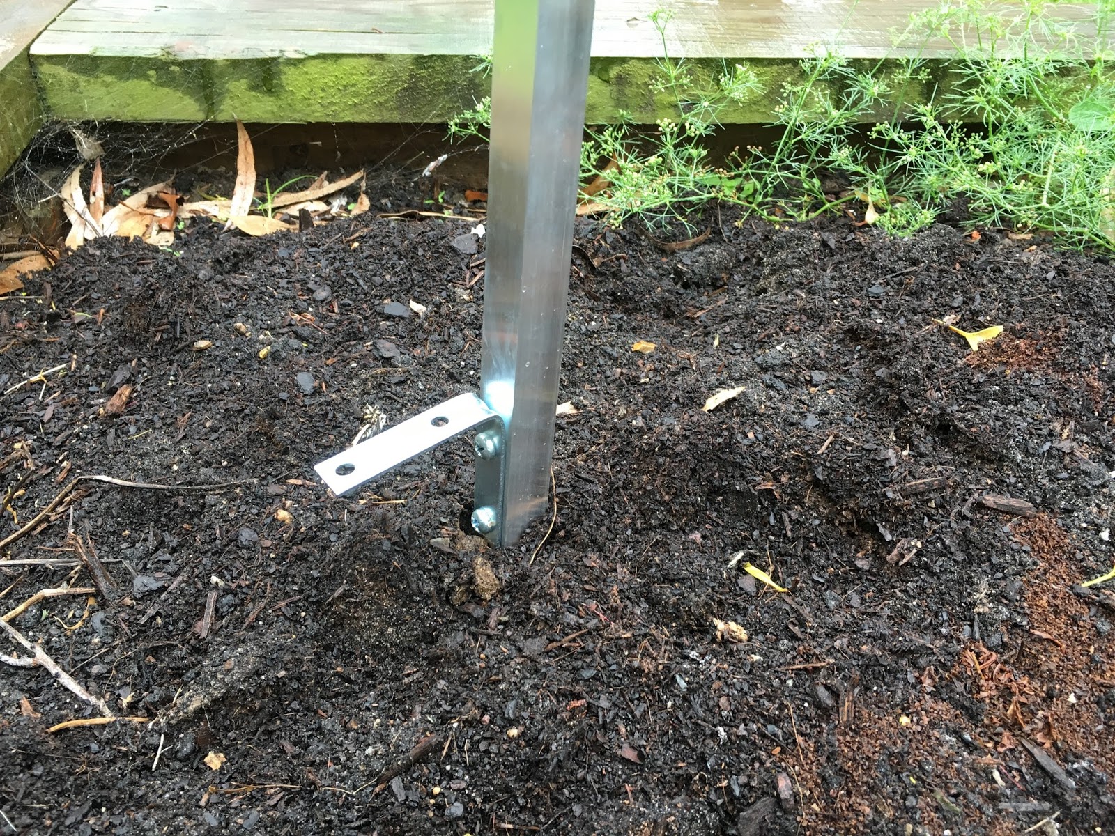 marxy's musing on technology Simple ground stake for supporting squid pole