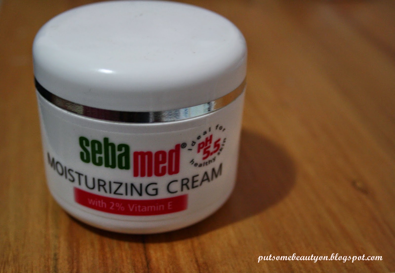 sebamed moisturizing krem