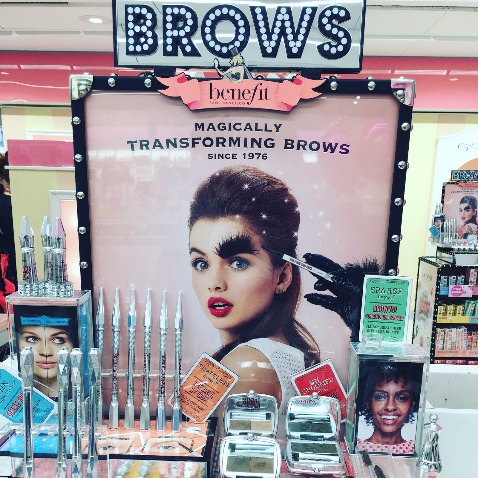 The Benefit Brow Bar - My Experience  Mammaful Zo: Beauty, Life, Plus Size  Fashion & More
