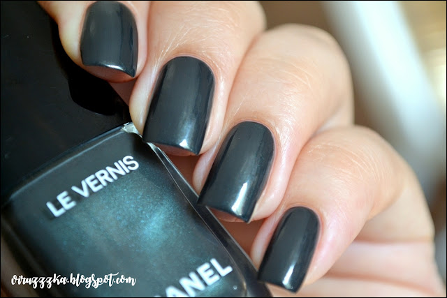 CHANEL Le Vernis 558 Sargasso. Review & Swatches CHANEL Le Vernis 558 Sargasso. Review & Swatches