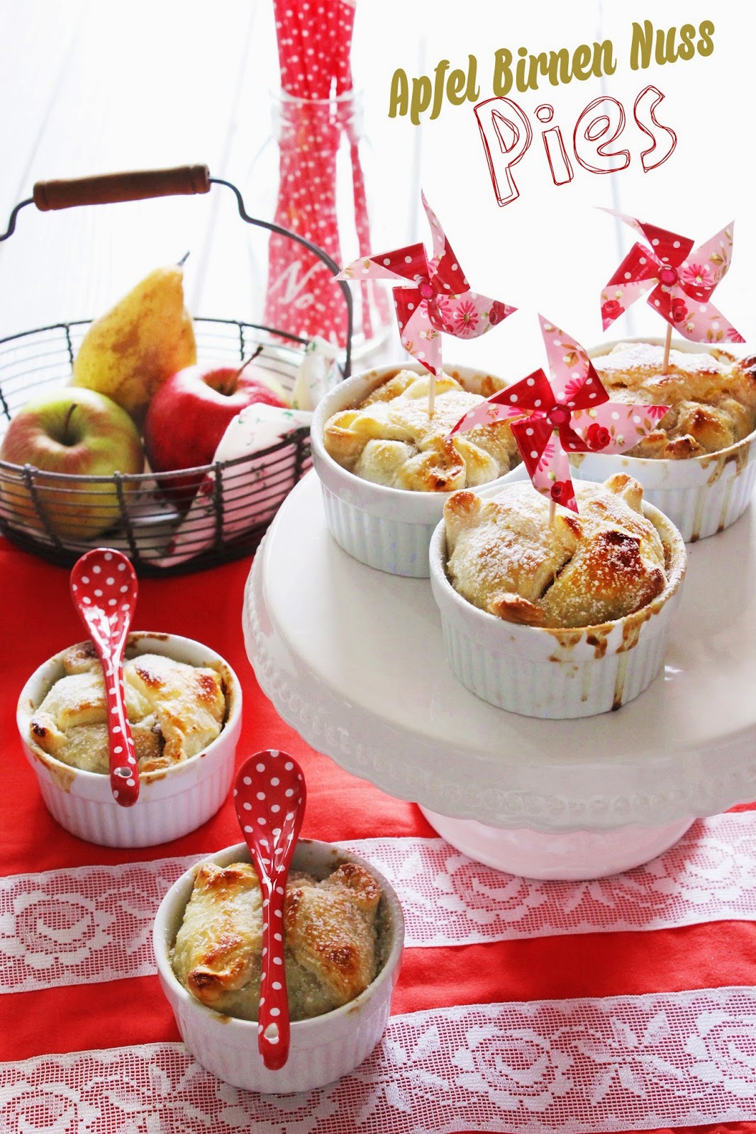 Apfel Birnen Pies mit Nuss