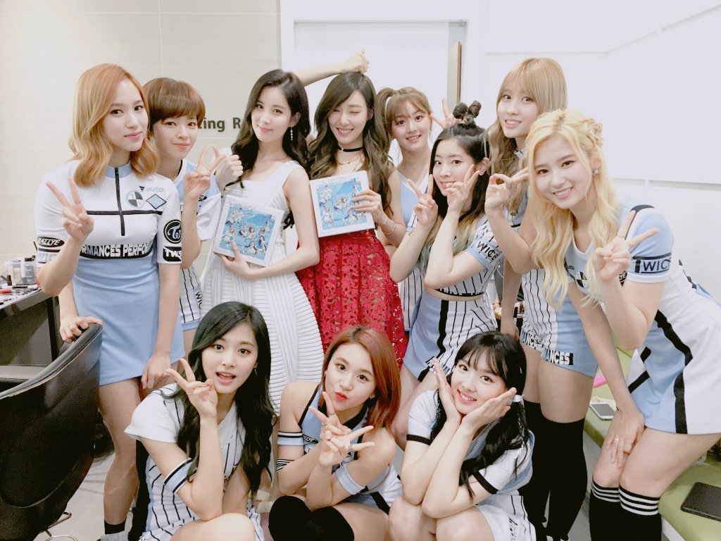 snsd+seohyun+tiffany+twice.jpg