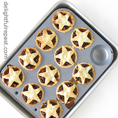 Mince Pies (tartelettes) - A British Classic with Easy Sweet Shortcrust Pastry / www.delightfulrepast.com