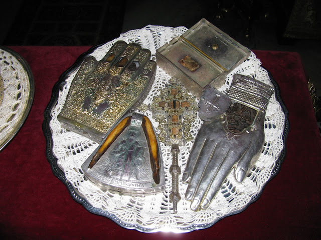 Λειψανοθήκες από την Ιερά Μονή Γρηγορίου Αγίου Όρους