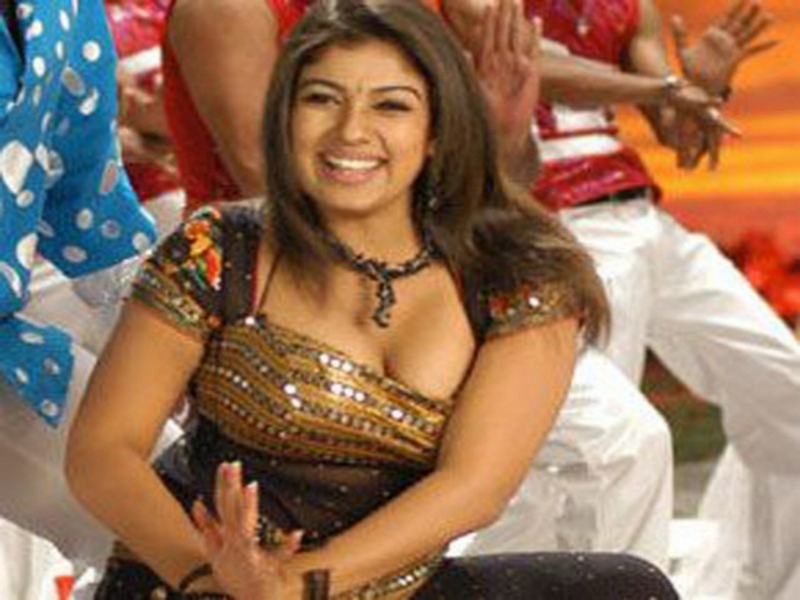 Nayana Thara Nude Pictures 5