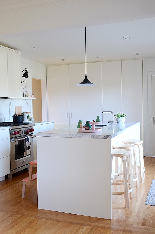 Un hogar con decoración de Navidad low cost