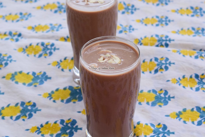 कोल्ड कोको | बच्चों के लिए आसान चॉकलेट मिल्कशेक | Cold Coco Recipe in Hindi - Priya R - Magic of Indian Rasoi