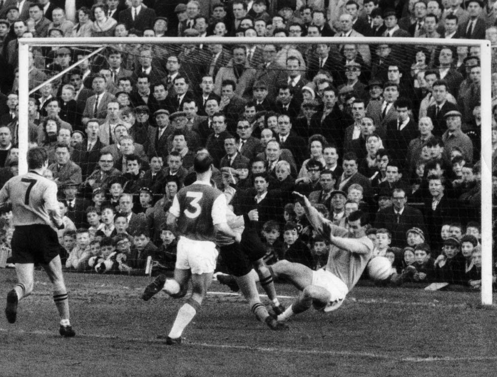 English Football Retro TV Ray Crawford.