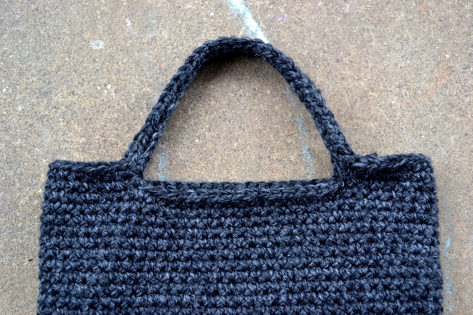 Crochet in Color: Chunky Crocheted Tote Pattern