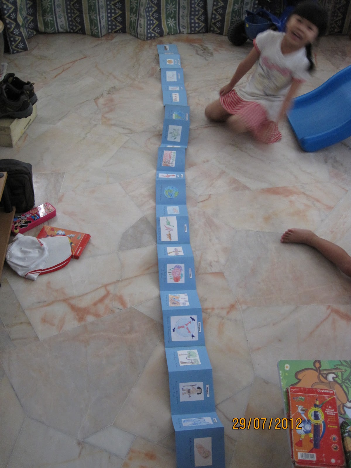 Play, Learn and Grow Together! FlipFlop Book