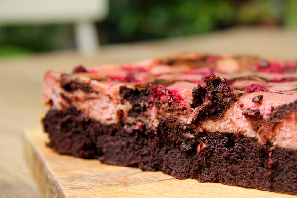 Krebsen und Aluette: Heidelbeer Streuselkuchen und Himbeer Cheesecake ...