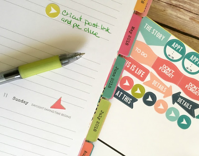 Did you know that you can make planner stickers with your Cricut? Choose from standard designs or make your own custom stickers! 
