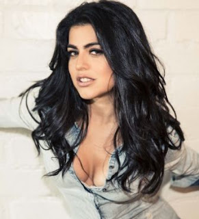 Shenaz Treasury Family Husband Son Daughter Father Mother Marriage Photos Biography Profile.
