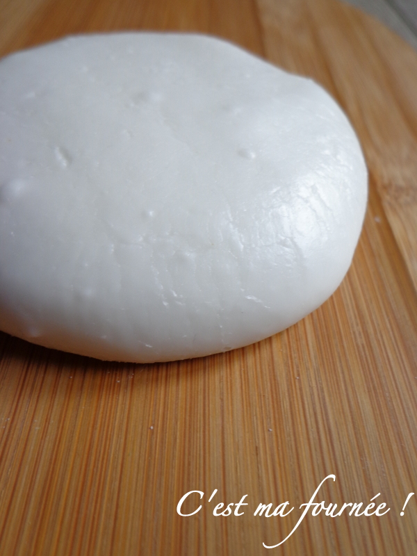 Réaliser un fondant blanc pâtissier