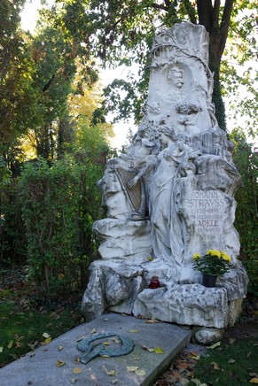 vienne cimetière central zentralfriedhof tombe strauss