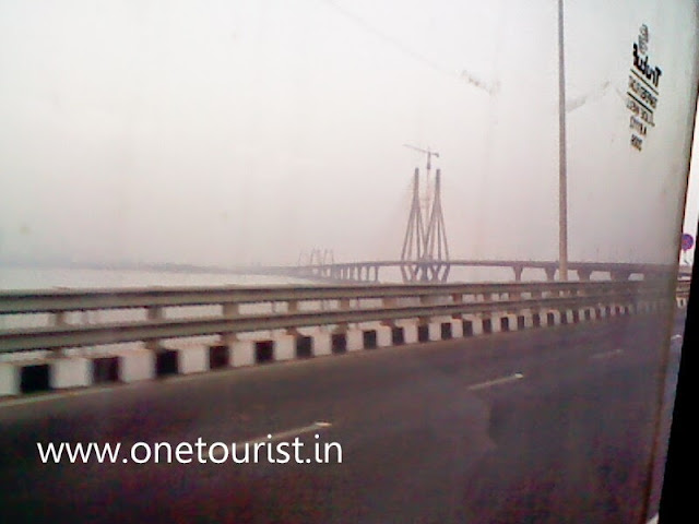 bandra warly see link bridge , mumbai 