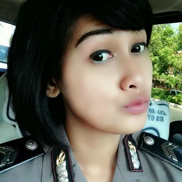 Suster Cewek Kumpulan Foto Polisi Cantik Polwan Narsis