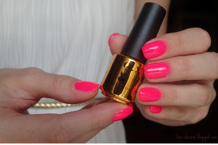 różowe neonowe paznokcie F.O.X. hybrid nails