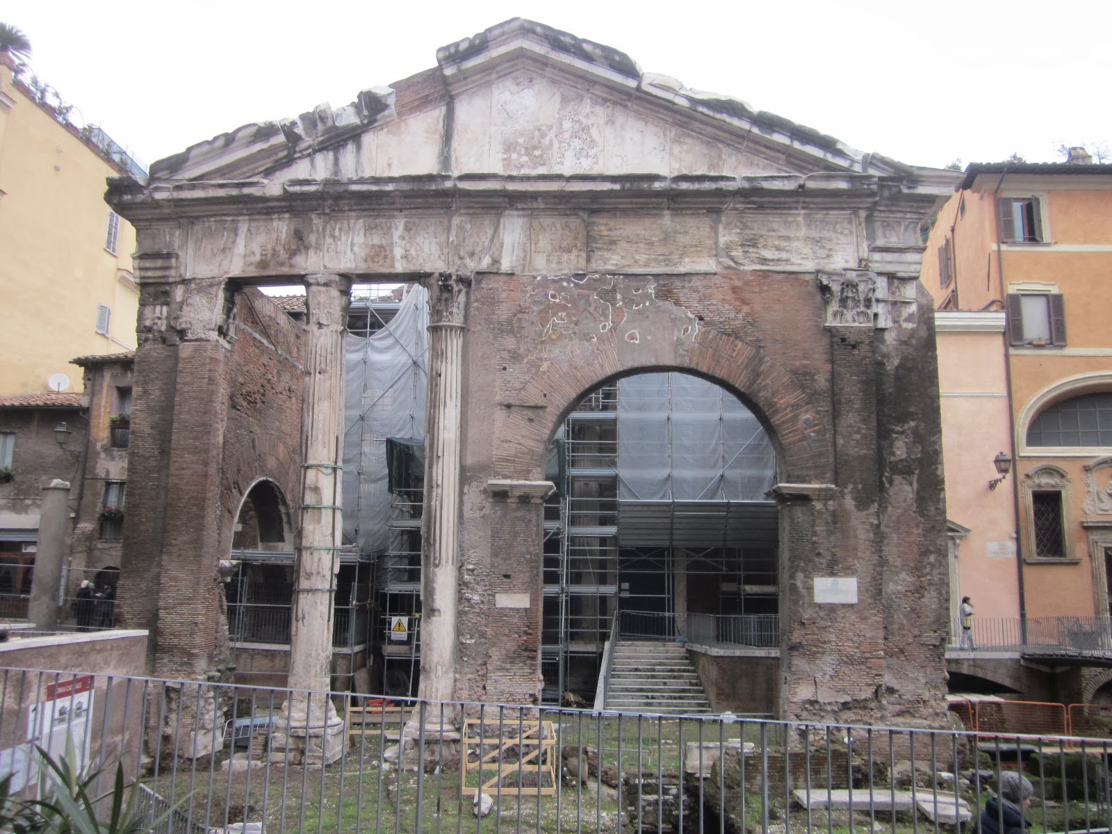 Sights of Rome: The Jewish Ghetto in Rome